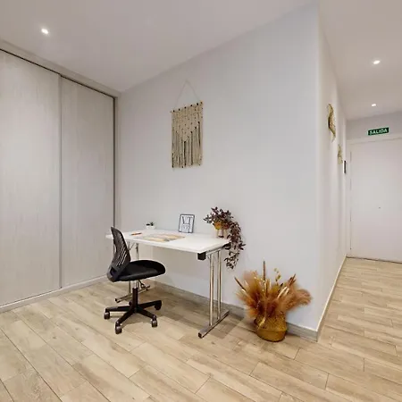 Viana Vivienda Turistica Moderna Y Reformada Con Wifi Apartment *