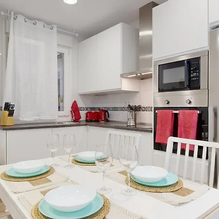 Viana Vivienda Turistica Moderna Y Reformada Con Wifi Apartment *