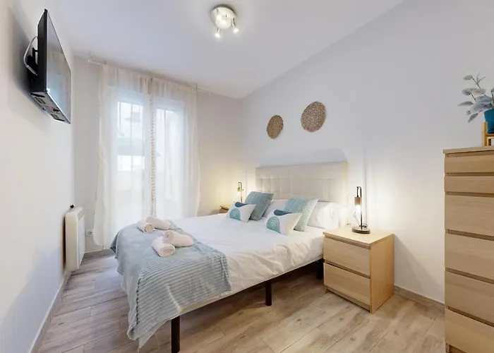 Viana Vivienda Turistica Moderna Y Reformada Con Wifi Appartamento