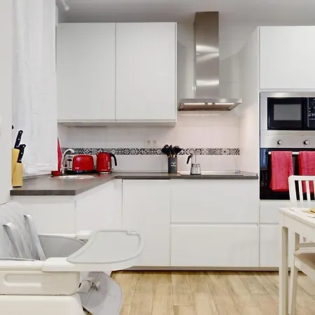 Viana Vivienda Turistica Moderna Y Reformada Con Wifi * بلباو