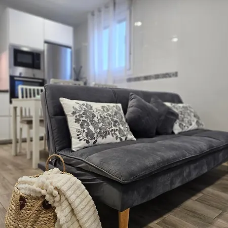 Viana Vivienda Turistica Moderna Y Reformada Con Wifi